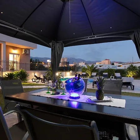 Sunny Garden * Split