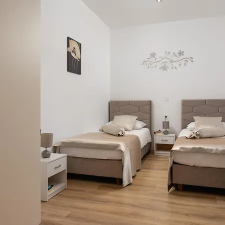 Sunny Garden Appartement