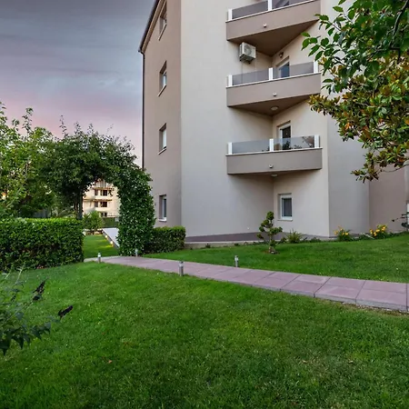 Sunny Garden Appartement *