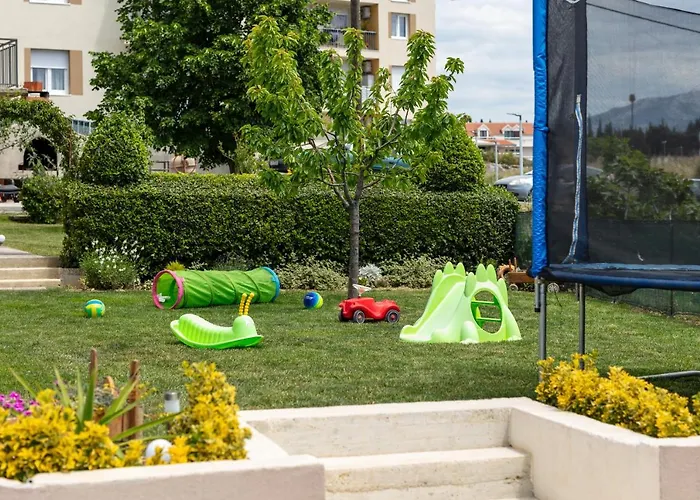 Apartman Sunny Garden